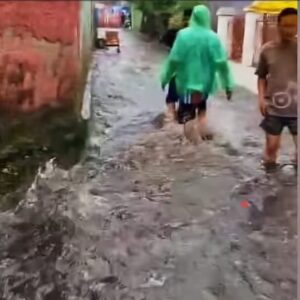 Hujan deras yang mengguyur Kabupaten Bandung 